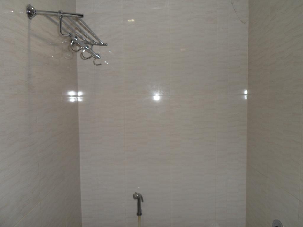 Hotel Silver Plaza Ahmedabad Room photo