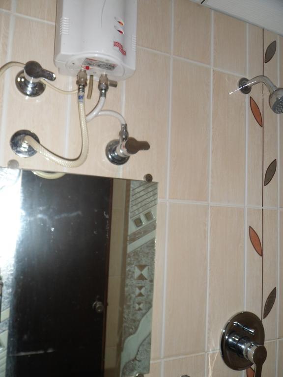 Hotel Silver Plaza Ahmedabad Room photo