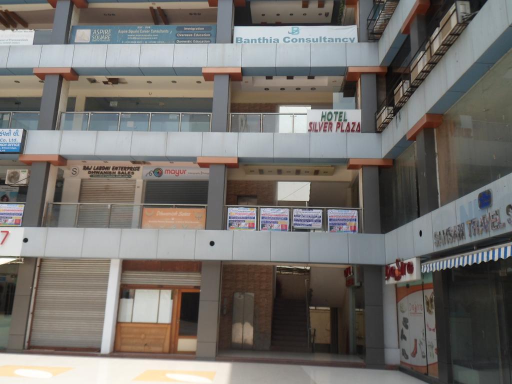 Hotel Silver Plaza Ahmedabad Exterior photo